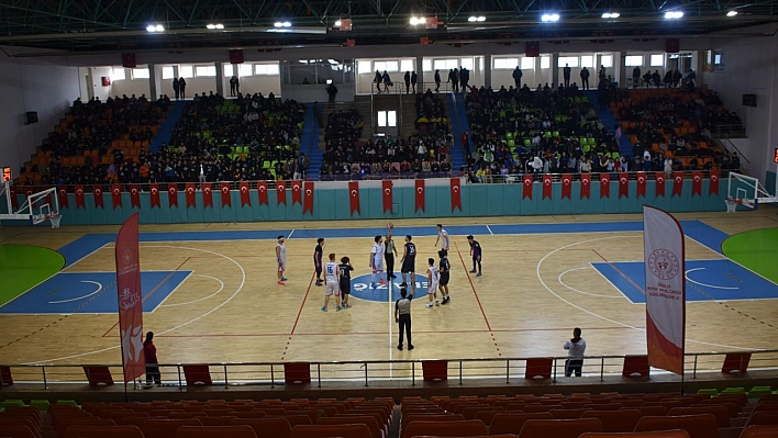 Okul Sporları Basketbol Müsabakaları Sona Erdi