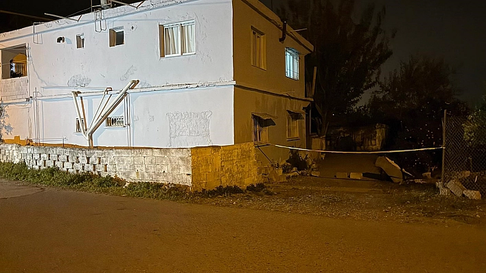 Öldürdüğü eşini evinin banyosuna gömdü