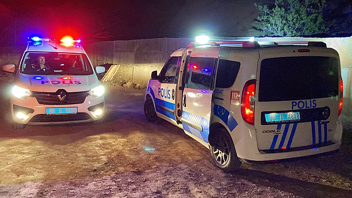 Ölen Borçlusunun Mezarını Açtı, Mezarı Ateşe Verip Cesedi Yakmak İstedi