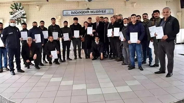 Orman Yetiştirme ve Bakım İşçisi Sertifikaları dağıtıldı