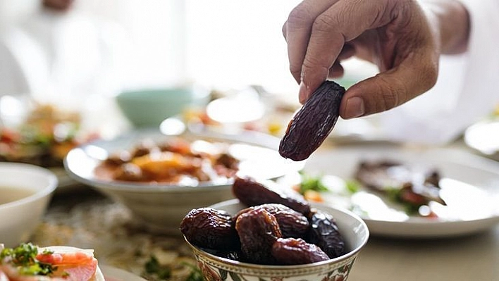 Oruç Tutanlarda Sirtüin Geni Aktifleşip Gençleşmeyi Sağlıyor