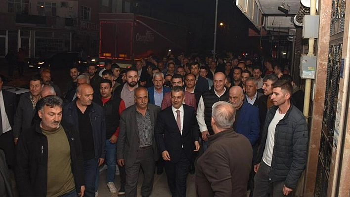 Prof. Dr. Keleş'ten Muhalefete Bakanlık Eleştirisi: Bu İş Konuşmakla Olmaz