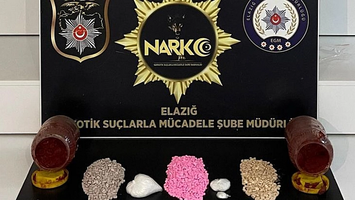 Salça bidonu içinde uyuşturucu sevkiyatı 'Nina'dan kaçmadı: 2 gözaltı