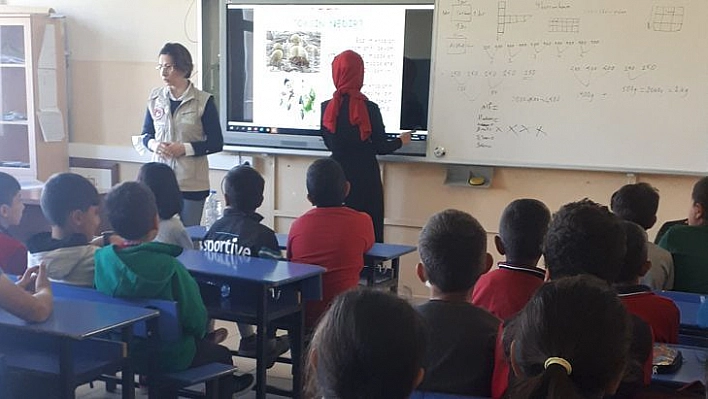 Salkaya Köyü'nde 'Gıda Güvenilirliği ve İsrafı ile Gıdanı Koru' Eğitimi