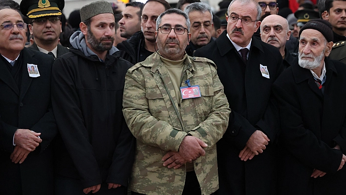 Şehidimizin Babası Aslan 'Şehidimiz İle En Son Konuşmamız Aynı Gün Oldu 'Bugün Burada Yağmur ve Sis Var' Dedi'