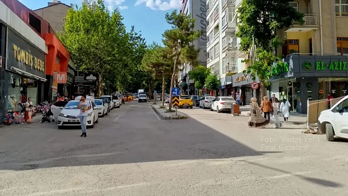 Şehit İlhanlar caddesi yenileniyor