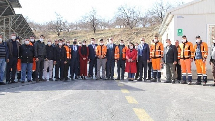 Şehit ve gazi ailelerinden temizlik personellerine teşekkür ziyareti