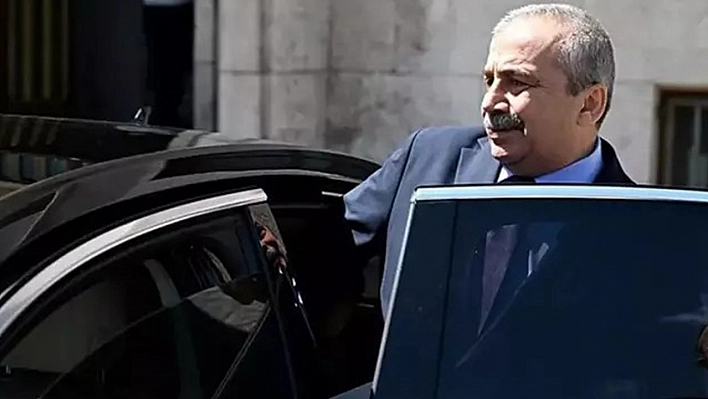 Sırrı Süreyya Önder'in aracında düzenek bulundu