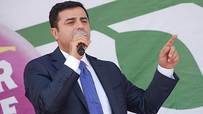 Son Dakika! Selahattin Demirtaş, Aktif Siyaseti Bırakıyor