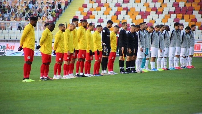 Süper Lig: Yeni Malatyaspor: 2 - Konyaspor:0 (İlk yarı)