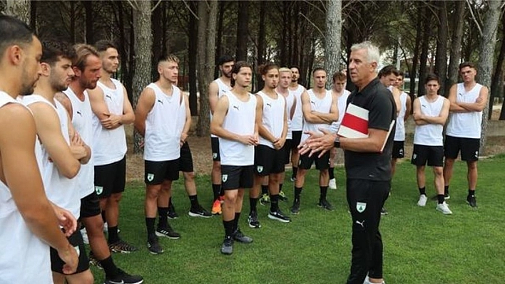 Takımı kaybeden başkan, futbolculardan para istedi