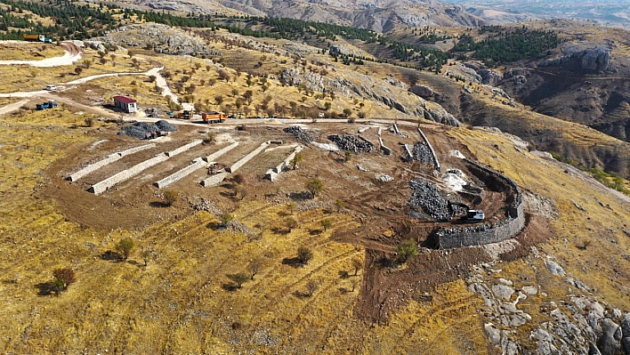 Tarihi Harput- Hüseynik Yolu'nda Çalışmalar Devam Ediyor