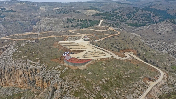 Tarihi Harput-Hüseynik yolunda çalışmaların yüzde 85'i tamamlandı