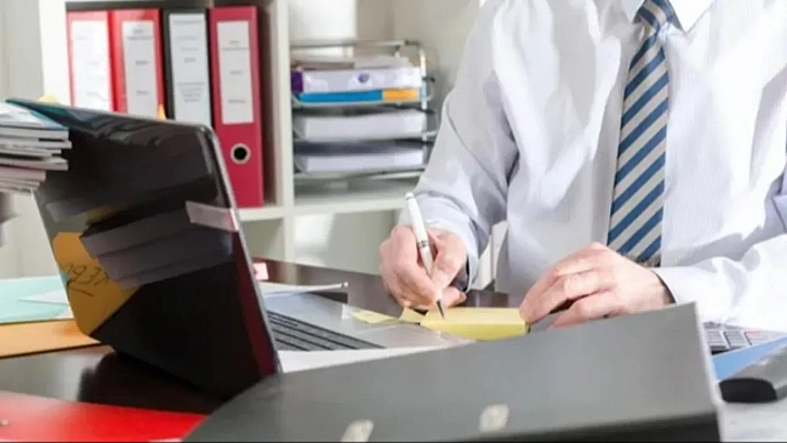 Ticaret Bakanlığı'ndan büyük fırsat: Memur ve sözleşmeli personel alımı başlıyor!