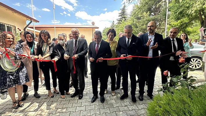 Toplum Ruh Sağlığı Merkezi'ndeki Hastaların Eserleri Büyük Beğeni Topladı