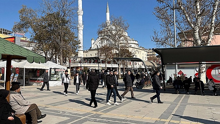 TÜİK'ten şok uyarı: Türkiye'nin nüfusu düşebilir