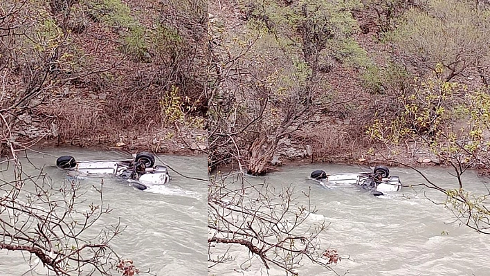 Tunceli'de 38 Gün Önce Çaya Uçan Araç Bulundu