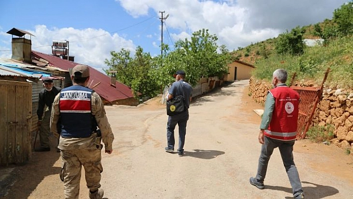 Tunceli'de destek ödemeleri evlerde yapılıyor