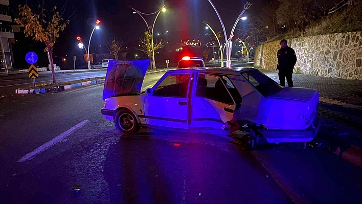 Tunceli'de trafik kazası: 4 yaralı