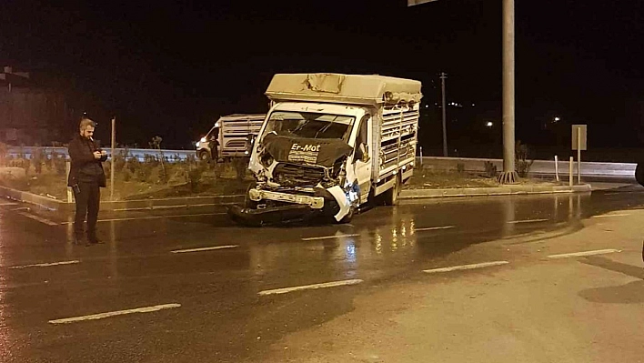 Tunceli'de trafik kazası: 5 yaralı