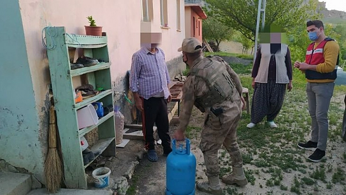 Tunceli'de Vefa ekipleri, 65 yaş üstü ve kronik hastalar için görevde