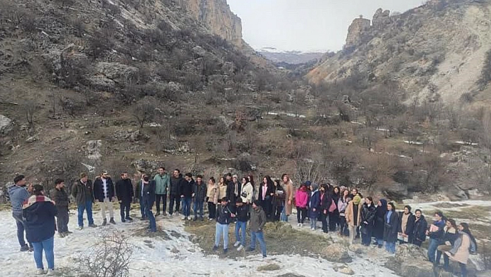 Tunceli'de yaban hayvanları  unutulmadı