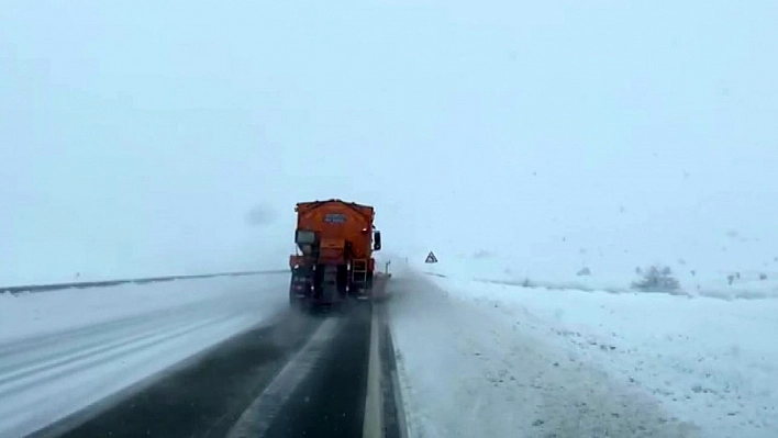 Tunceli'de zincirsiz tır geçişlerine izin verilmiyor