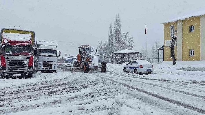 Tunceli-Erzincan karayolu ulaşıma açıldı