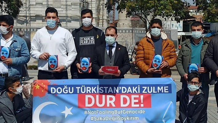 Türkistan'da Müslümanlara yapılan zulüm kınandı