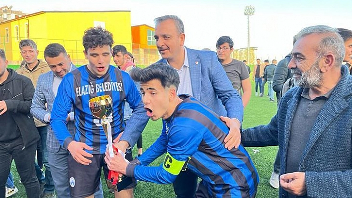 U18 Ligi'nde şampiyon Elazığ Belediyespor