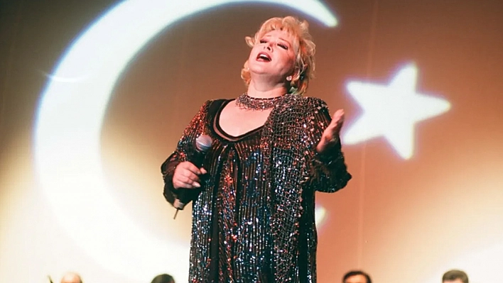 Usta sanatçı Muazzez Abacı hayatını kaybetti