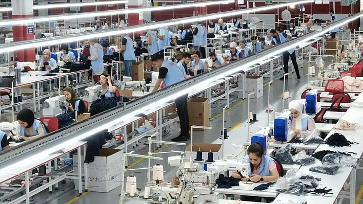 Uzmanlar hesapladı: Asgari ücrette 2026 zammı rekor seviyeye çıkabilir!