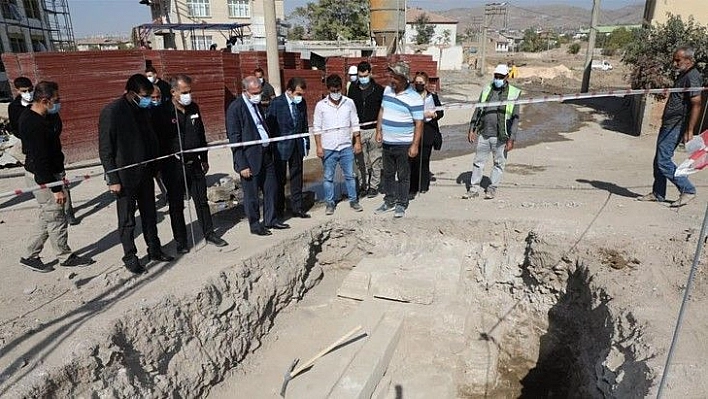 Vali Toraman, kentsel dönüşüm alanında incelemelerde bulundu