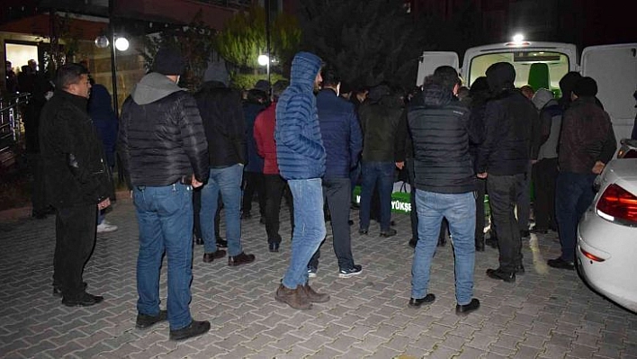 Elazığlı Polis Memuru Kalbine Yenik Düştü