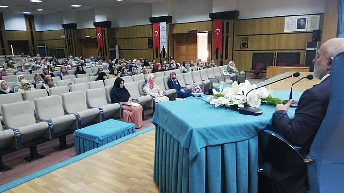 Yaz Kur'an Kursları Eğitim Semineri Tamamlandı