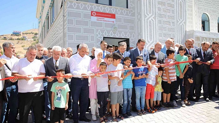 Yeni yapılan Yıldıztepe Hidayet Kızılkaya Cami ibadete açıldı