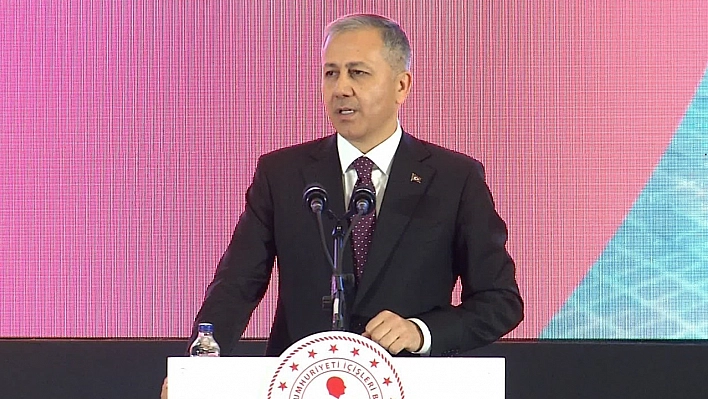Yerlikaya'dan Diyarbakır yürüyüşüne sert tepki: 'Polise düşman deme alçaklığına izin vermeyiz'