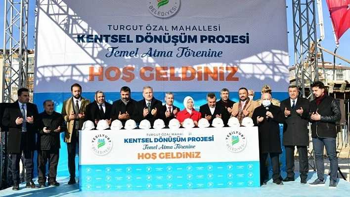 Yeşilyurt 'ta kentsel dönüşüm proje alanında temel atma töreni yaptı