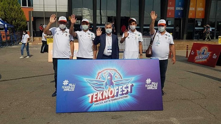 Yeşilyurt Belediyesi'nin destekleriyle TEKNOFEST 2021'e katılan 3 okul takımı finale kaldı