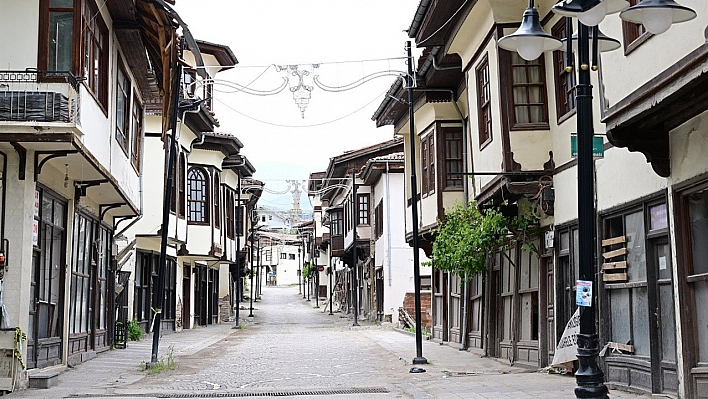 Yeşilyurt Belediyesi ve Kültür Bakanlığı'ndan Lezzet Caddesi için iş birliği