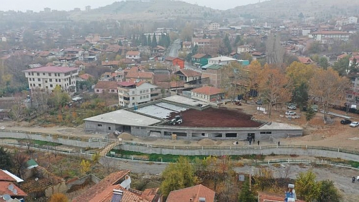 Yeşilyurt güreş sahası inşaatı hızla ilerliyor