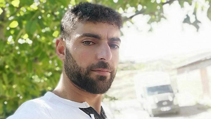 Yokuşta hareket eden araçtan atlayan sürücü hayatını kaybetti