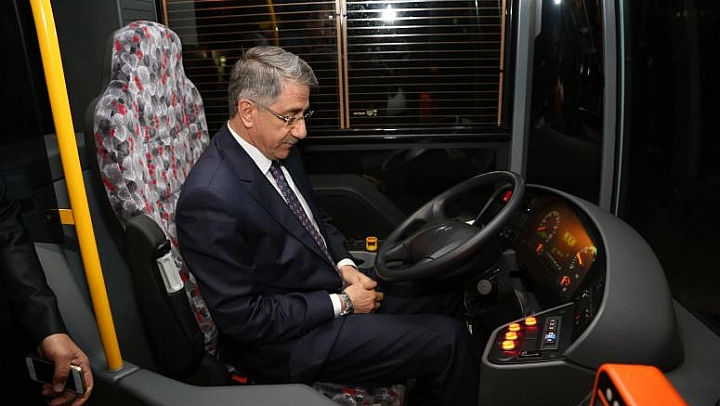 BAŞKAN YANILMAZ ŞOFÖR KOLTUĞUNA GEÇTİ