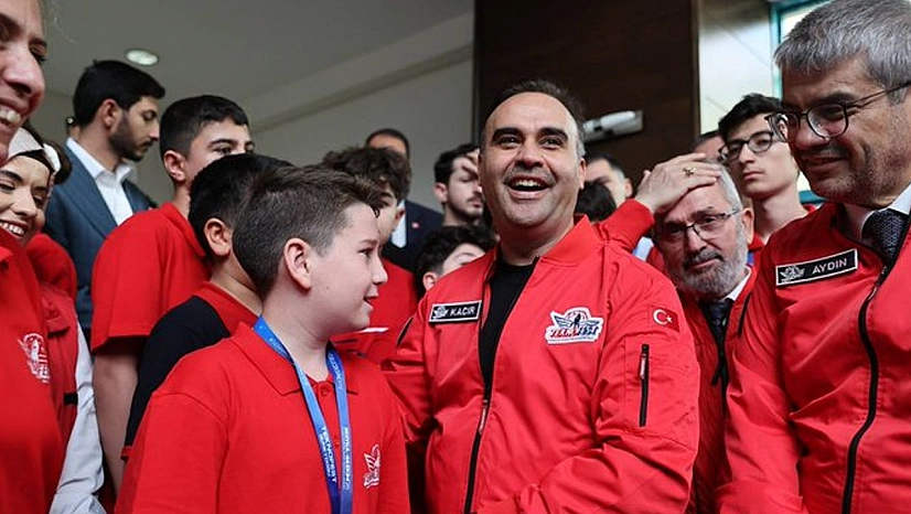 Bakan Kacır ile Selçuk Bayraktar'dan Diyarbakır'da TEKNOFEST 2026 mesaisi