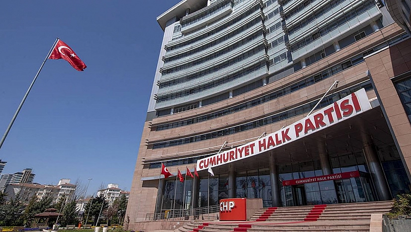 CHP'de bu kez 'kılıç artığı' tartışması