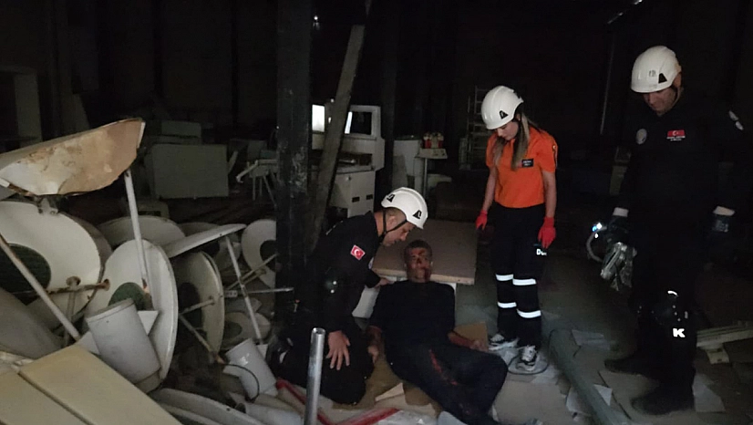 Diyarbakır'da deprem tatbikatı: Senaryo gerçek görüntüleri aratmadı