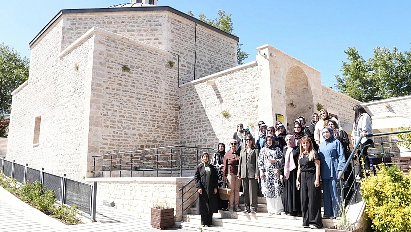 Elazığ Belediyesi Kadın Meclisi'nden kadınlara özel anlamlı etkinlik