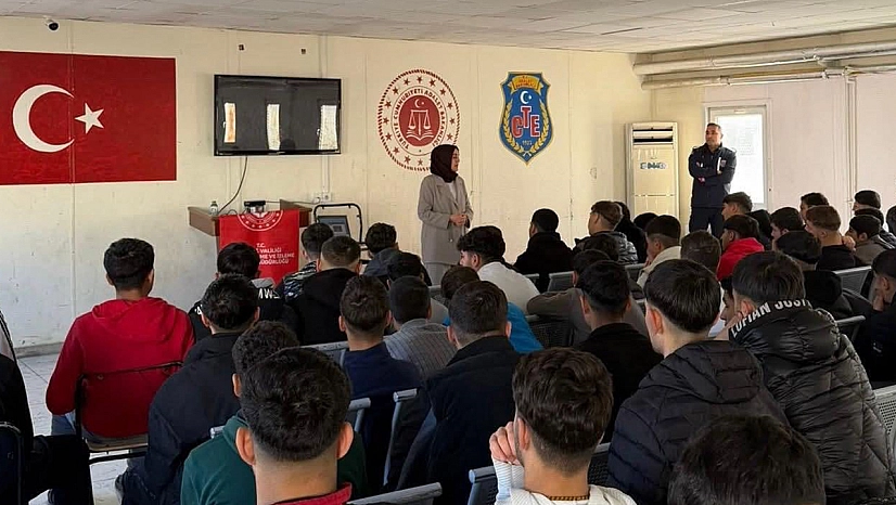 Elazığ Çocuk Eğitimevi'nde Akran Zorbalığı ve Kadına Yönelik Şiddet eğitimi