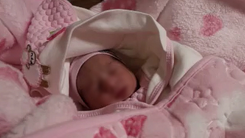 Elazığ'da 2026'ın ilk bebekleri dünyaya geldi