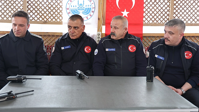 Elazığ'da 32 yılın ardından son telsiz anonsunu yaparak emekli oldu